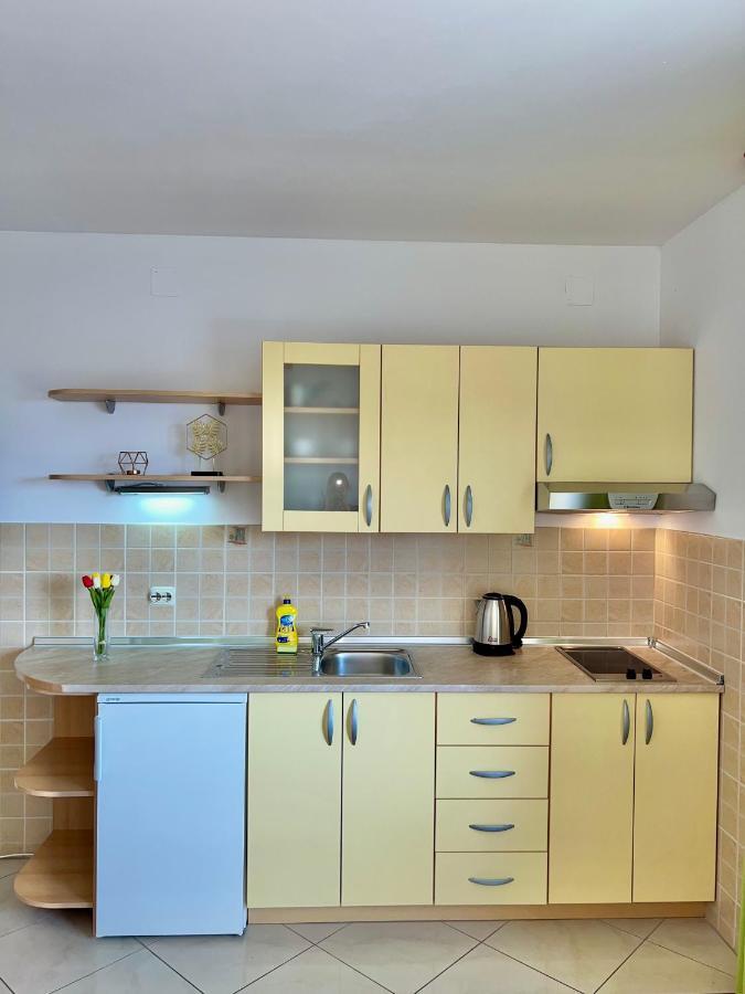 Vespera Apartments Бол Екстер'єр фото