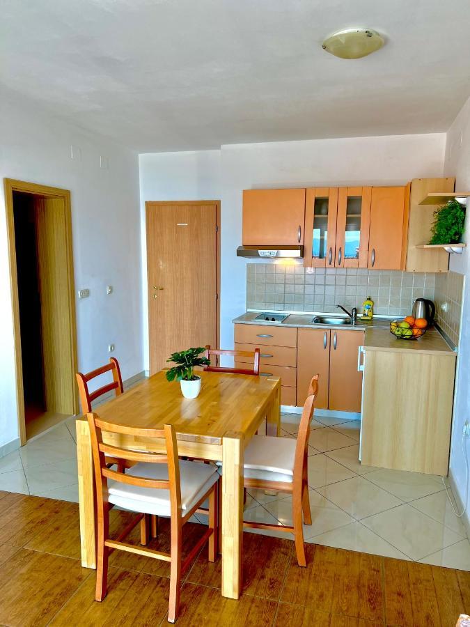 Vespera Apartments Бол Екстер'єр фото