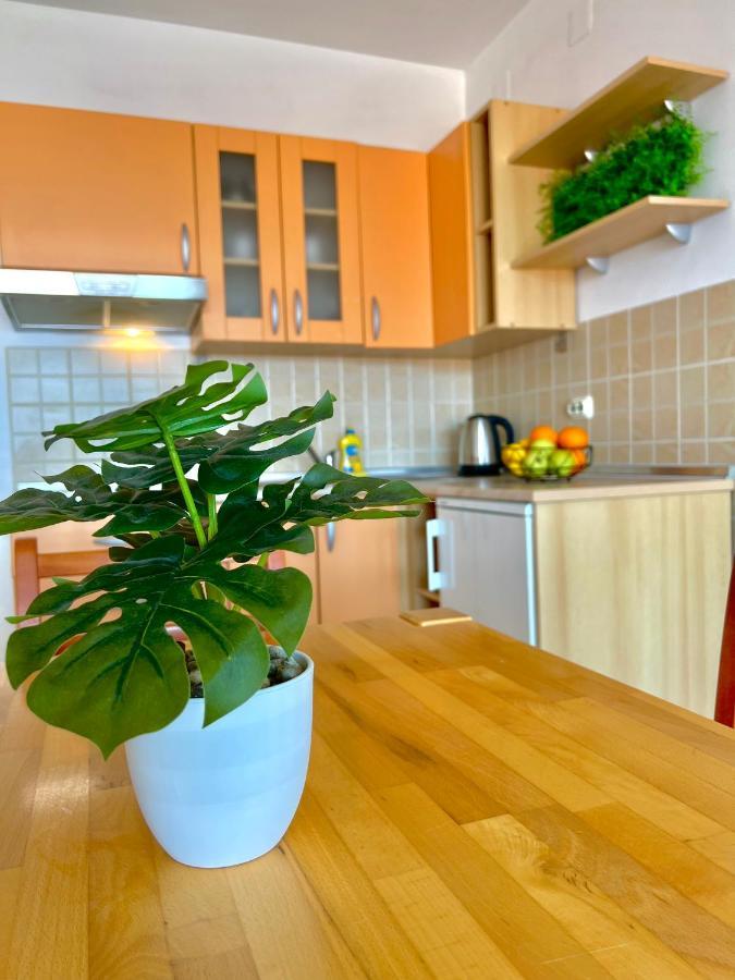 Vespera Apartments Бол Екстер'єр фото